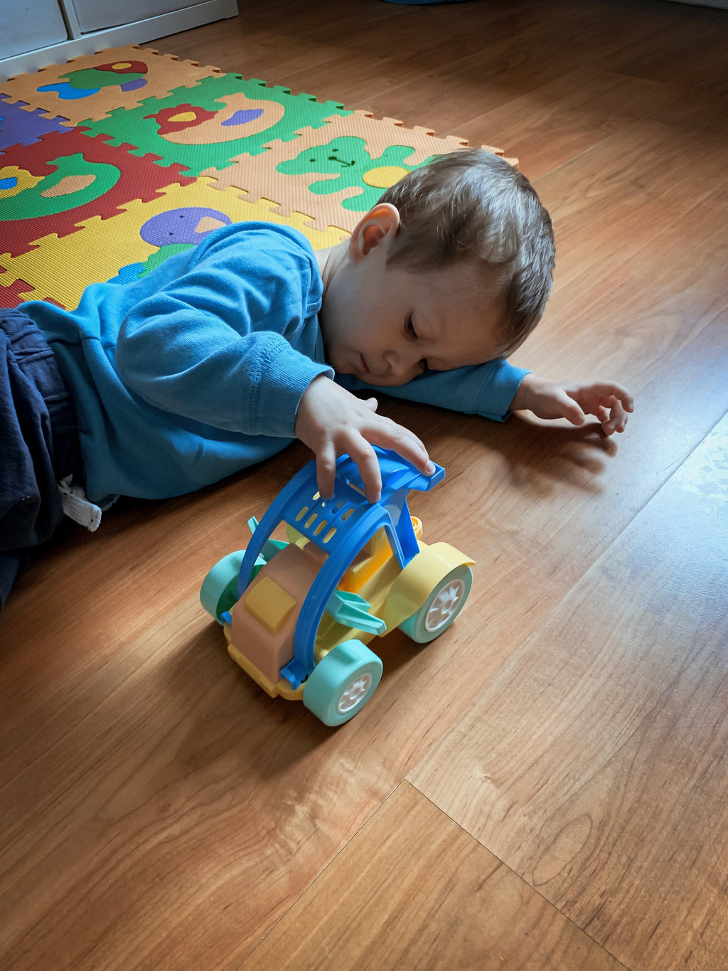 Bioplastic toys - Auto buggy.