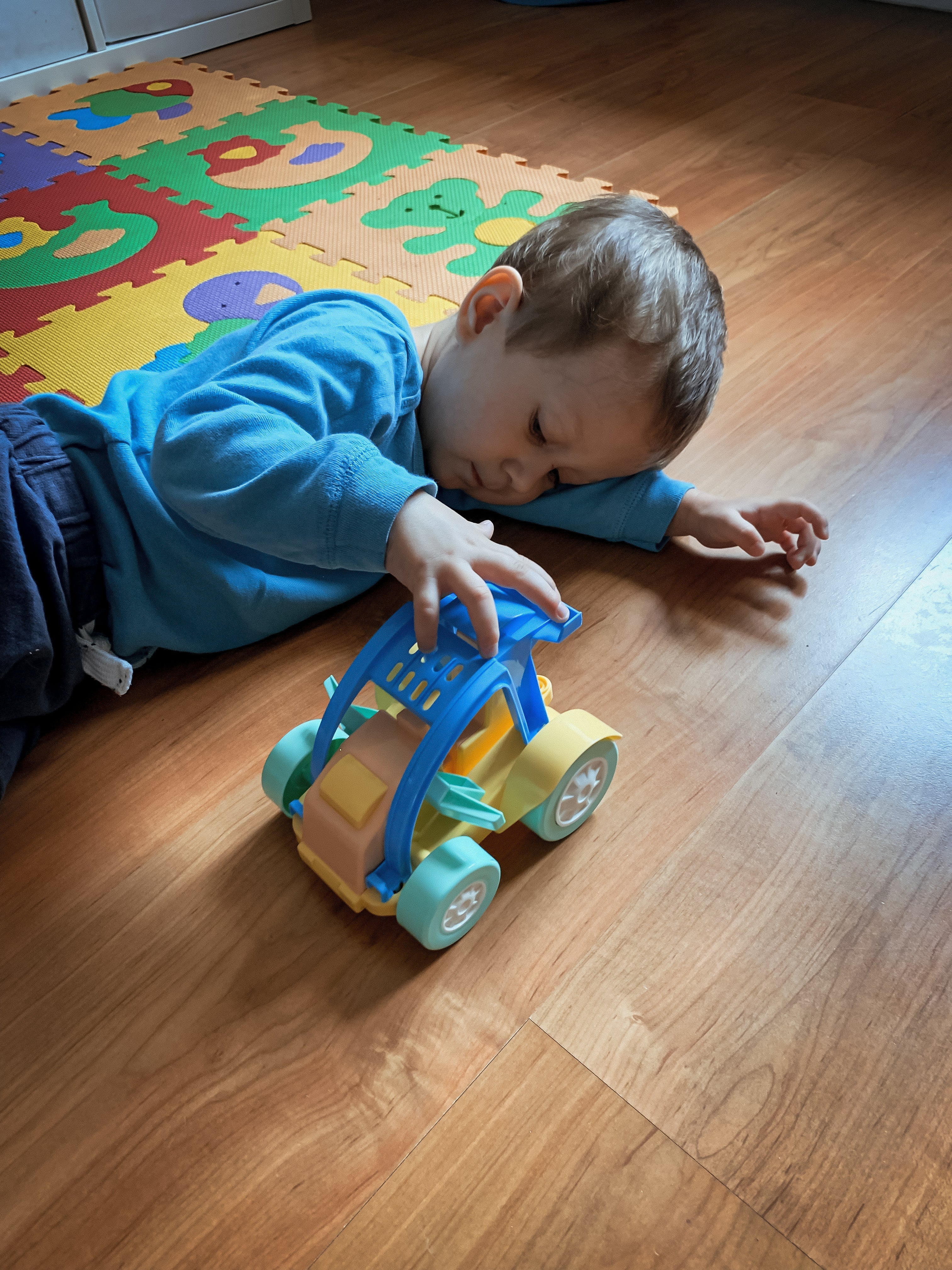 Bioplastic toys - Auto buggy.